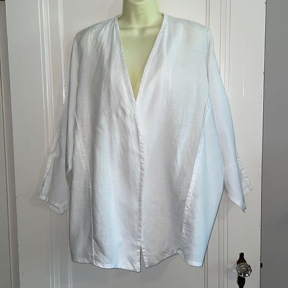 Matthew Lombardi for Chinoise white linen jacket with dolman sleeves - Picture 1 of 9